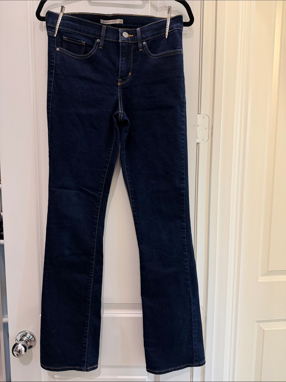 Levi’s 315 Shaping Bootcut Dark Wash Jeans Size 28x32